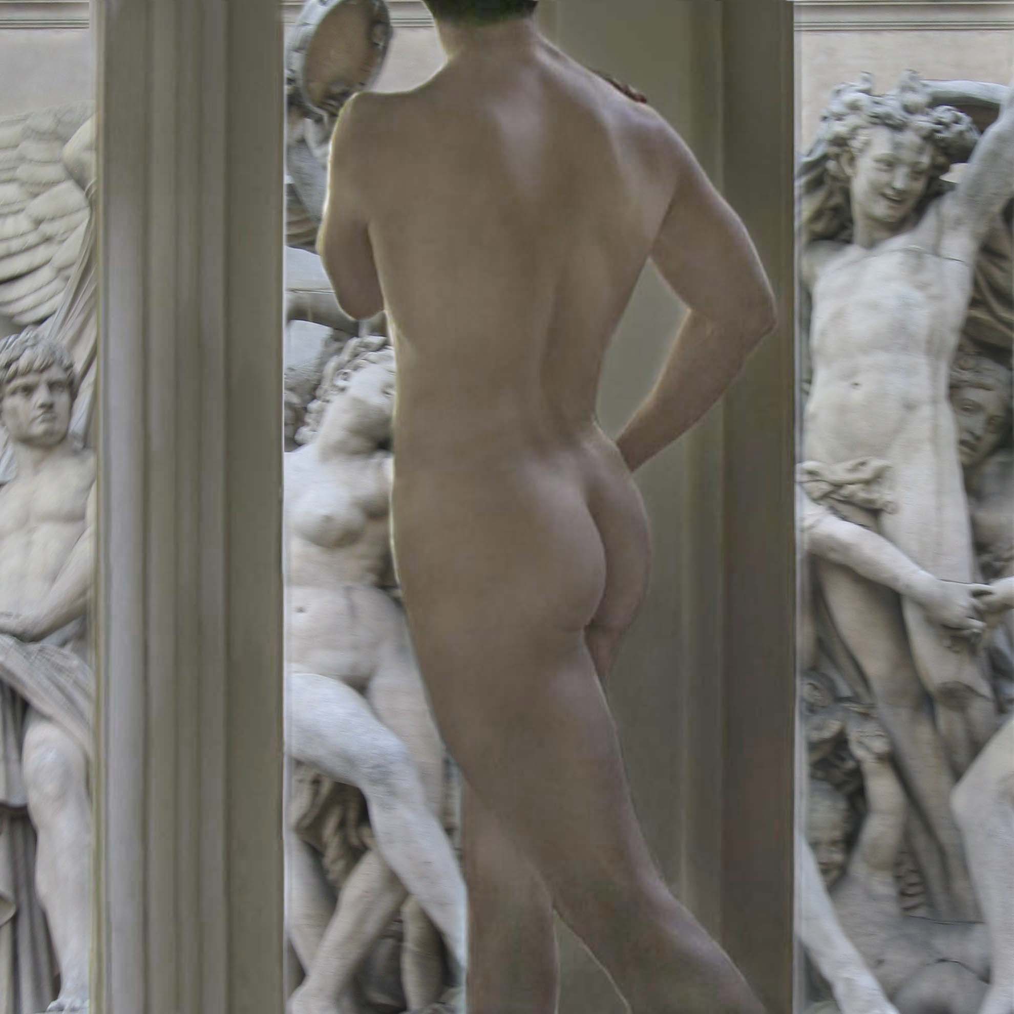 Nude Living Statue 35