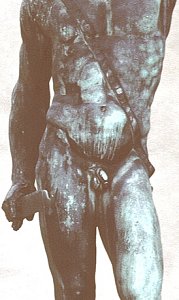 Cellini's Perseus, pre-restoration: torso and upper legs, front Cellini's Perseus, pre-restoration: torso and upper legs, front