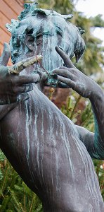 Flix Maurice Charpentier - L'Improvisateur (lifesize bronze, Bandol, France)