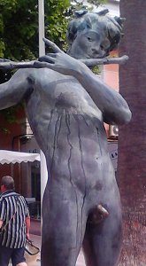 Flix Maurice Charpentier - L'Improvisateur (lifesize bronze, Bandol, France)