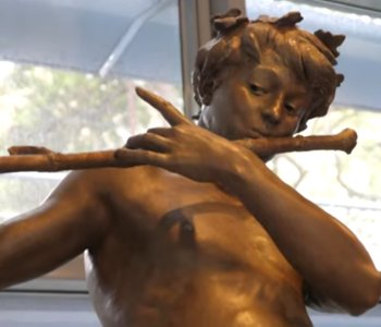 Restored L'Improvisateur at Mdiathque de Bandol - head and shoulders